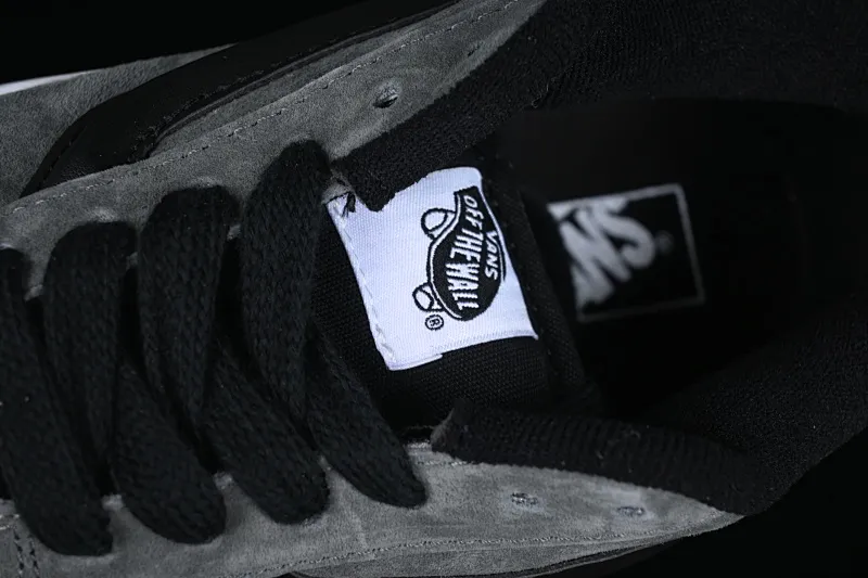 All categories Vans Vans series Vans Low Vans low-top Vans Knu Skool gray and black color low-top retro casual vulcanized bread shoes VN0009QCBDS